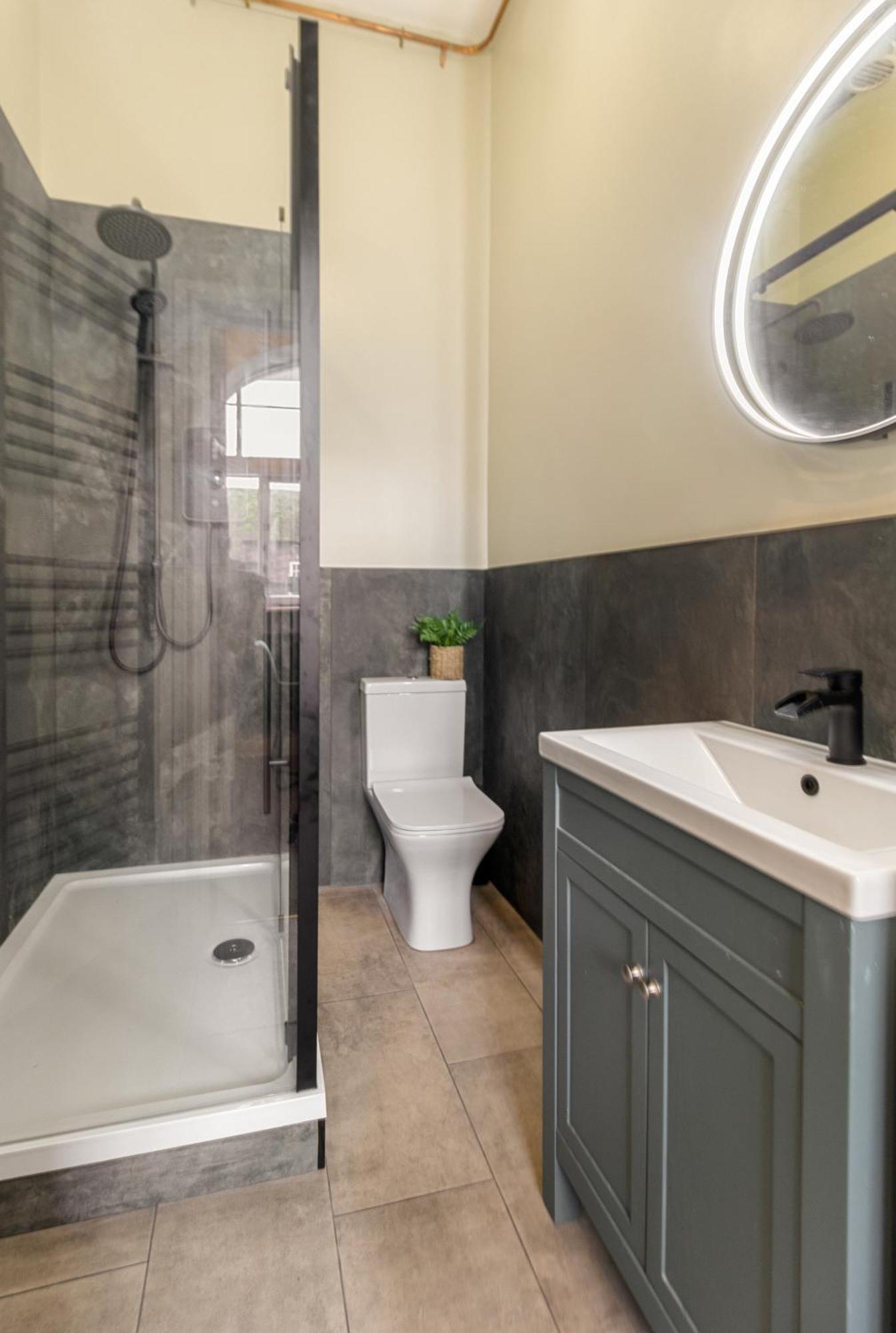 Whiskawaystays - Shaw Mews - Apartment 3 Worcester Eksteriør billede