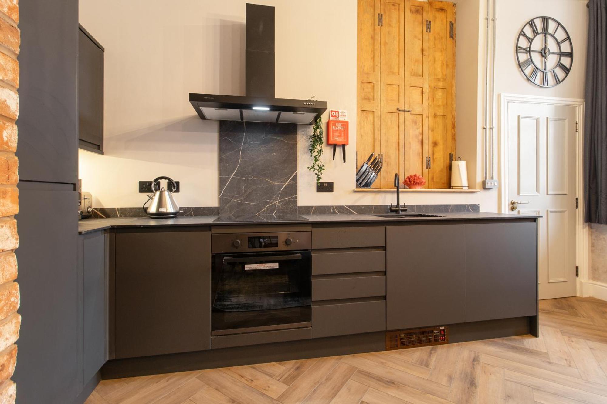 Whiskawaystays - Shaw Mews - Apartment 3 Worcester Eksteriør billede